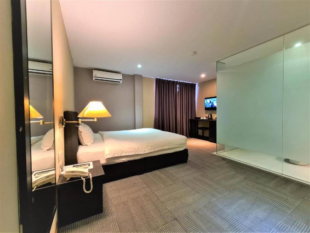 Merdeka Hotel Kluang Dış mekan fotoğraf
