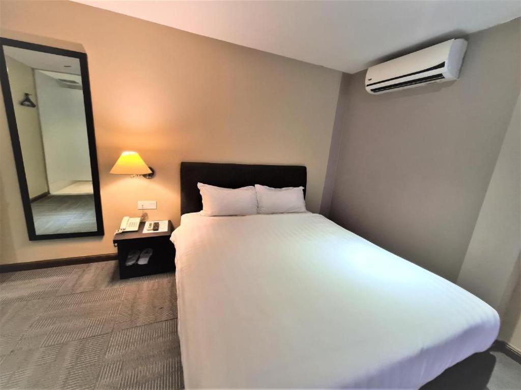 Merdeka Hotel Kluang Dış mekan fotoğraf