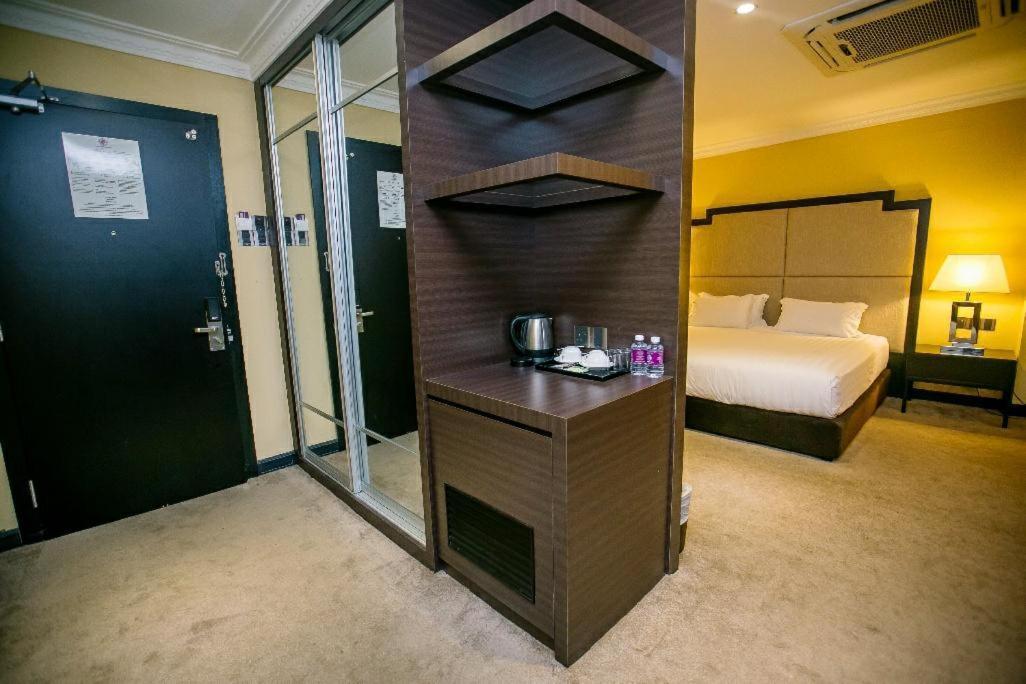 Merdeka Hotel Kluang Dış mekan fotoğraf