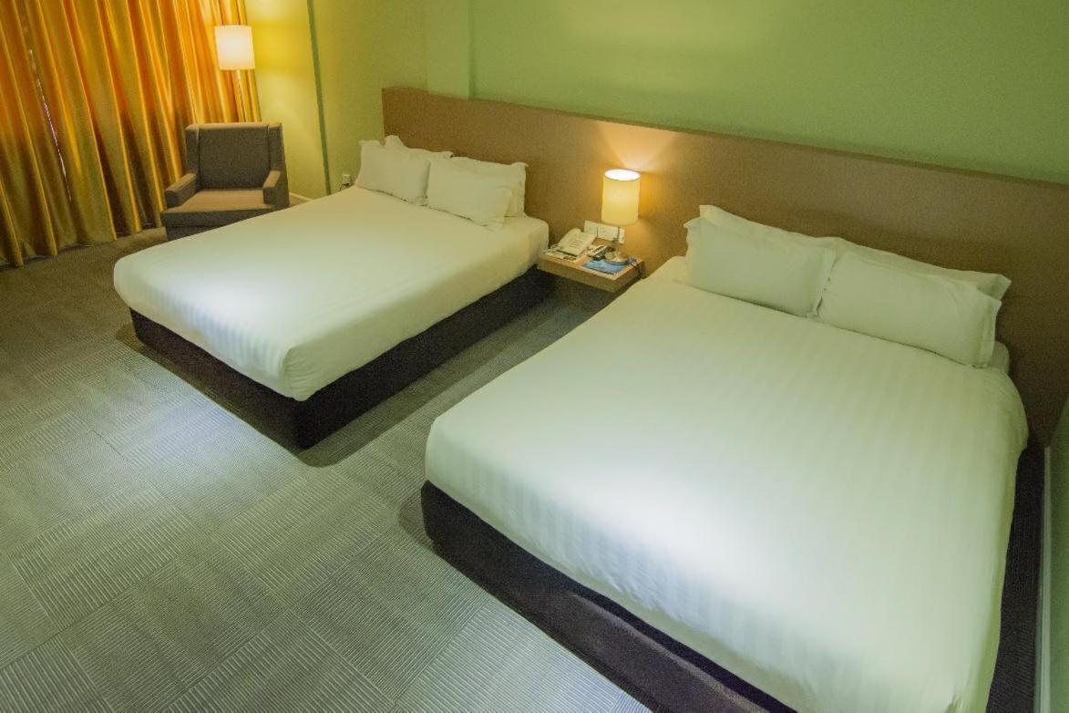 Merdeka Hotel Kluang Dış mekan fotoğraf